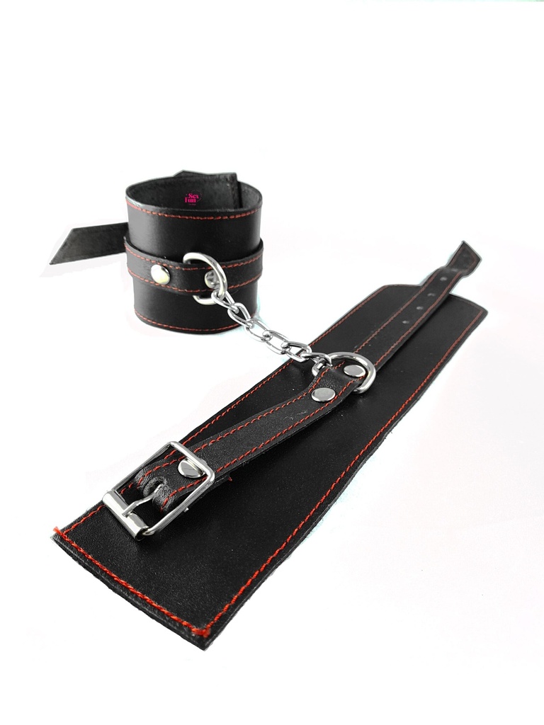 Esposa Lisa con Cadena