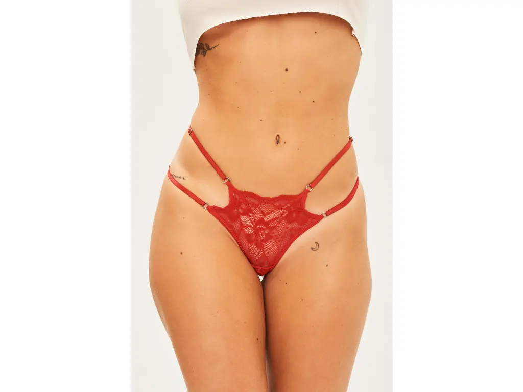 Less de puntilla con doble tira