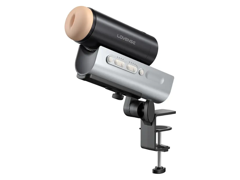 Lovense Solace Pro — masturbador automático