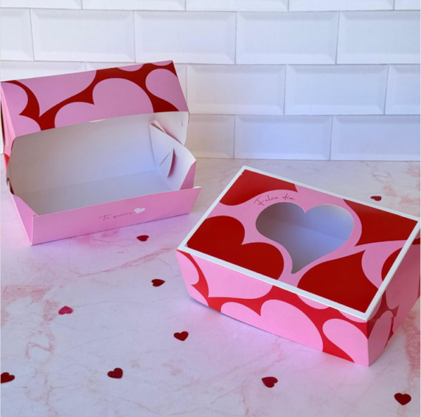 Caja 21x14 con Visor Love